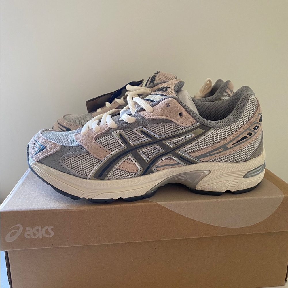 Asics Gel 1130 Oyster Grey Sneakers 7.5 W
